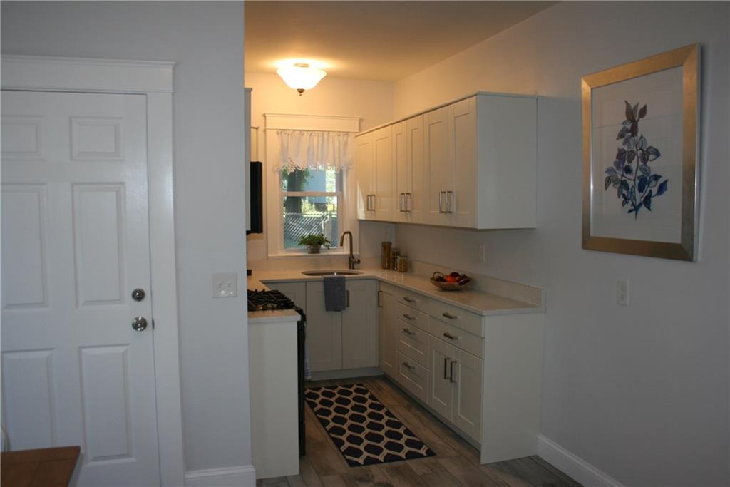 Listing 1233710