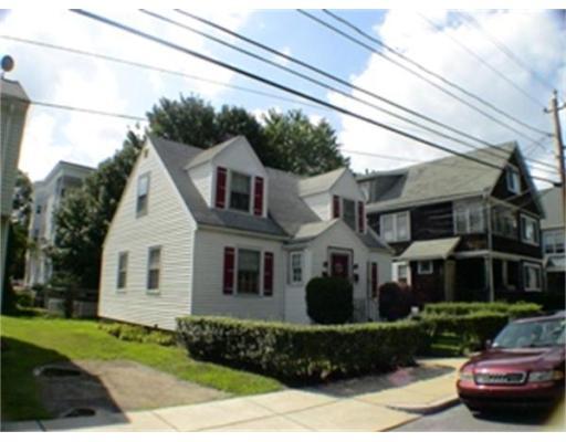 Click on Picture to find out more info about 424 Mass Ave in Boston.