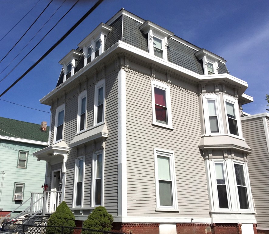 15 Howard Street Haverhill, MA 01830 MultiFamily home MA real