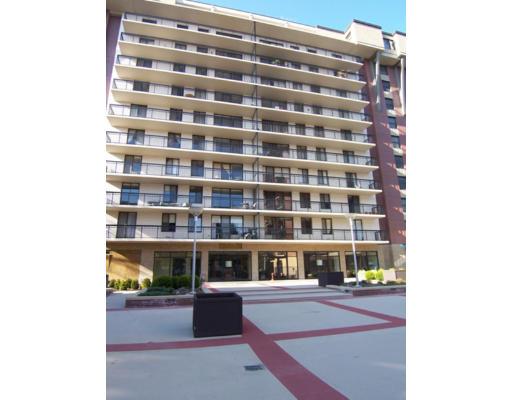 50 Longwood Ave #220, Brookline