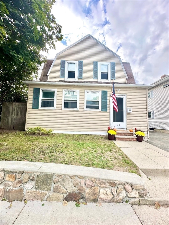 14 Pleasant Park Road, Winthrop, Single Family Home