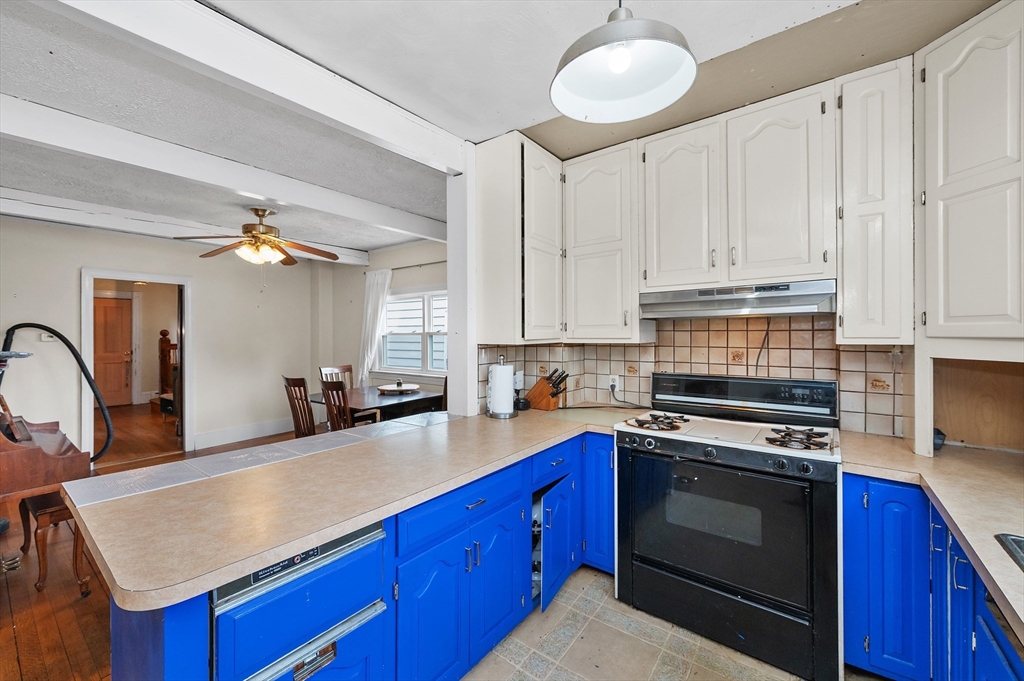 9 Liberty Hill Ave, Salem MA home for sale