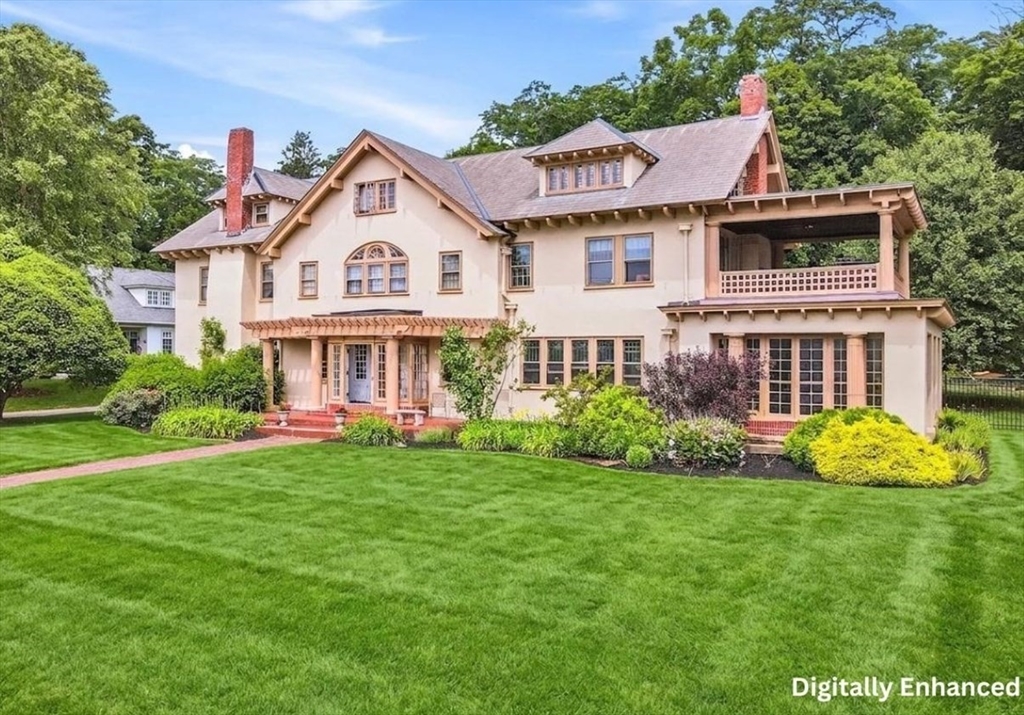 372 Main St, Amesbury, MA 01913 &mdash; home for sale in Amesbury, listed at $1,950,000