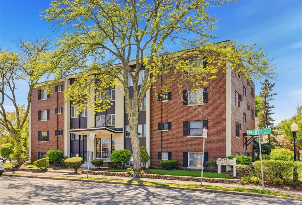  50 Tuttle Street, unit 10, Wakefield, MA 01880