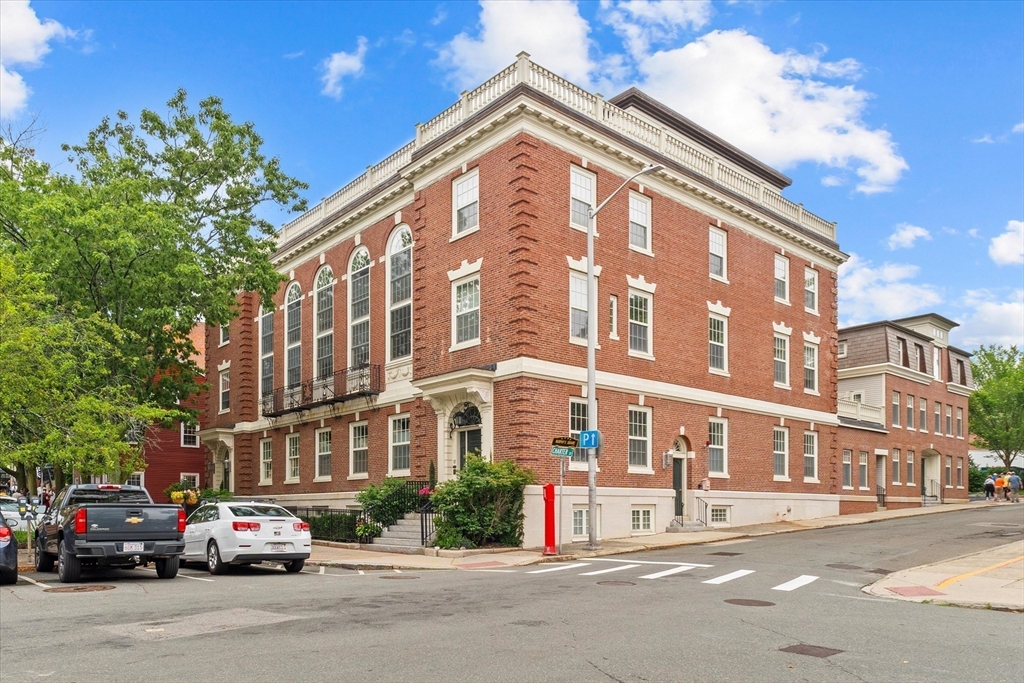 Property Thumbnail Image
