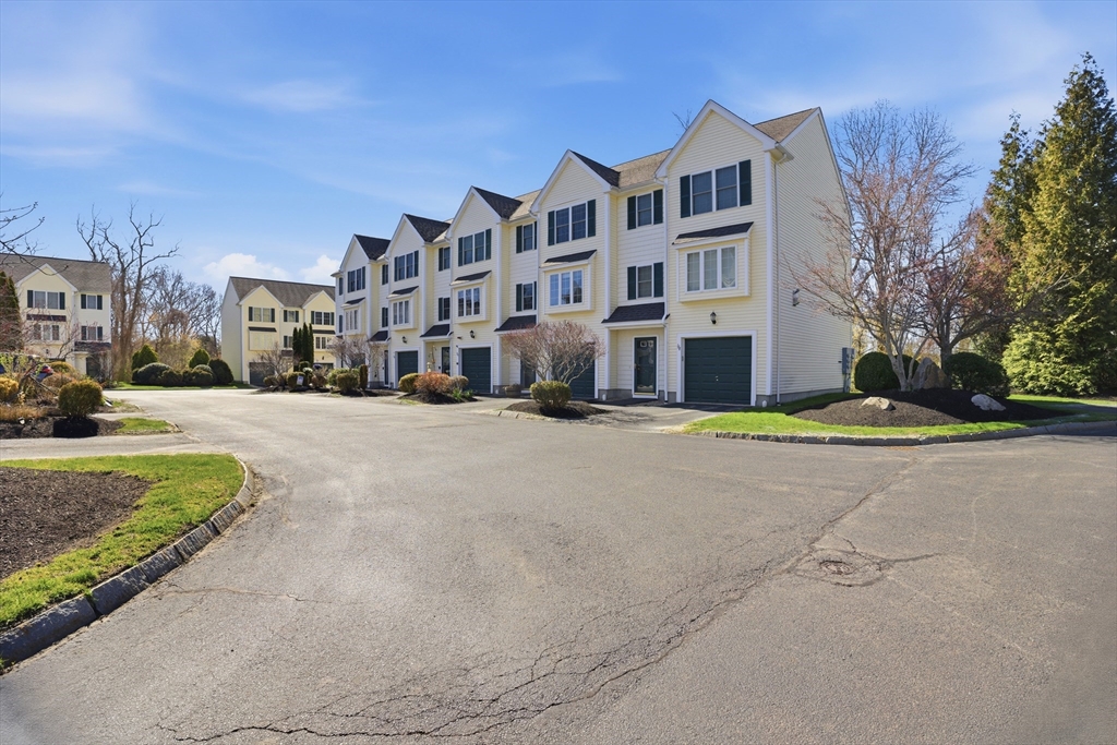 12 Partridge Lane Salisbury, MA 01952