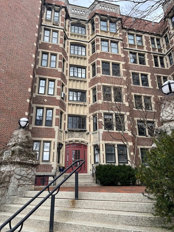 Property Thumbnail Image