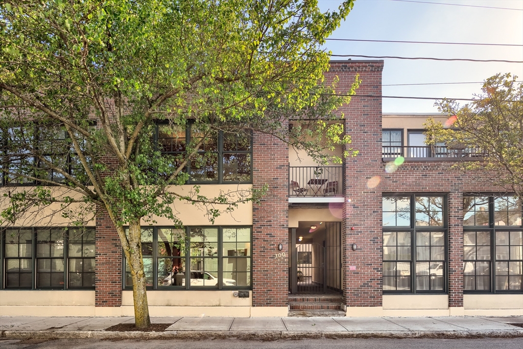 Property Thumbnail Image