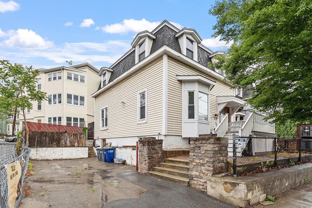 Property Thumbnail Image